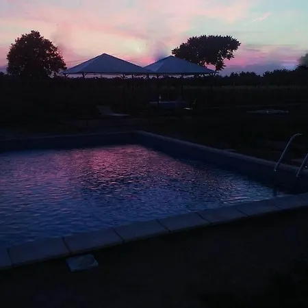 Ospitidelpero فندق مبيت وإفطار 3*