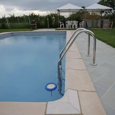 Ospitidelpero Bed & Breakfast Piozzo