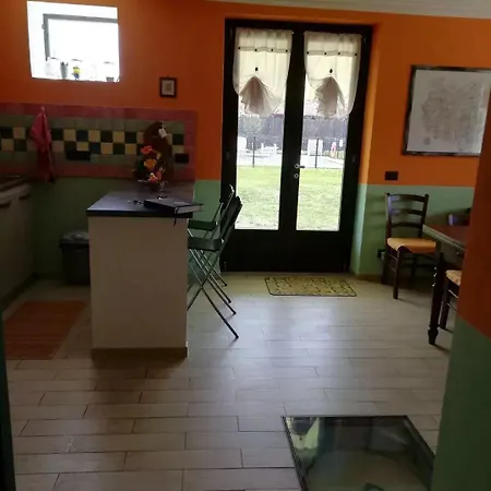 Ospitidelpero Bed & Breakfast Piozzo