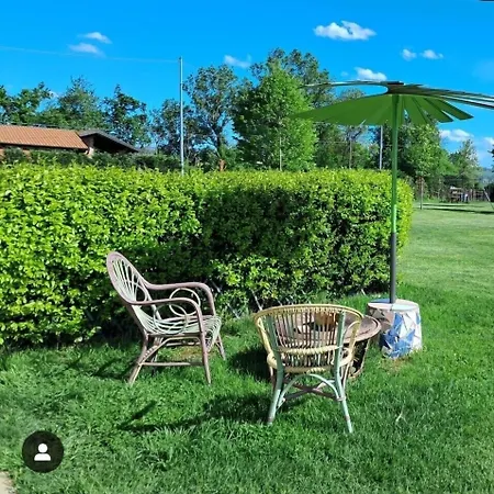 Ospitidelpero Bed & Breakfast Piozzo